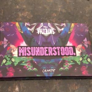 COLOURPOP X DISNEY VILLAINS EYESHADOW PALETTE